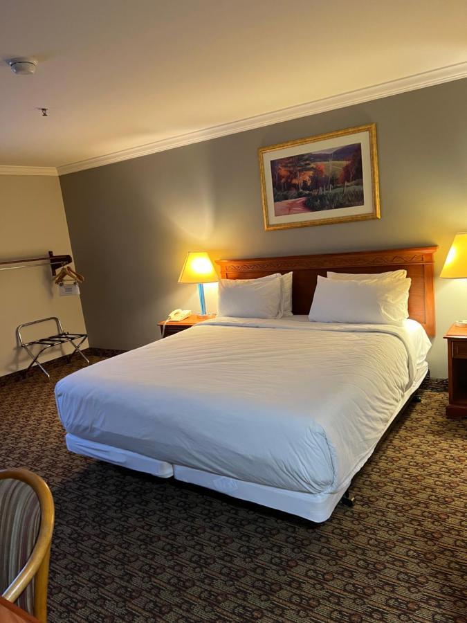 Hotel Xola Moreno Valley Zewnętrze zdjęcie